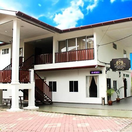 New Kesuma Villa Exclusive Stay Parit Raja Buitenkant foto