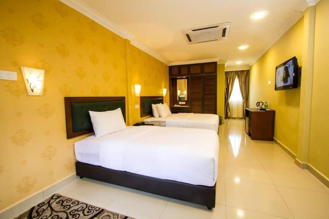 New Kesuma Villa Exclusive Stay Parit Raja Buitenkant foto